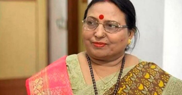 राजकीय सम्मान के साथ होगा शारदा सिन्हा का अंतिम संस्कार, कुछ देर में पटना पहुंचेगा पार्थिक शरीर