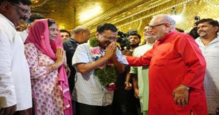 अरविंद केजरीवाल ने तिरुपति बालाजी का किया दौरा, देश की समृद्धि के लिए की प्रार्थना