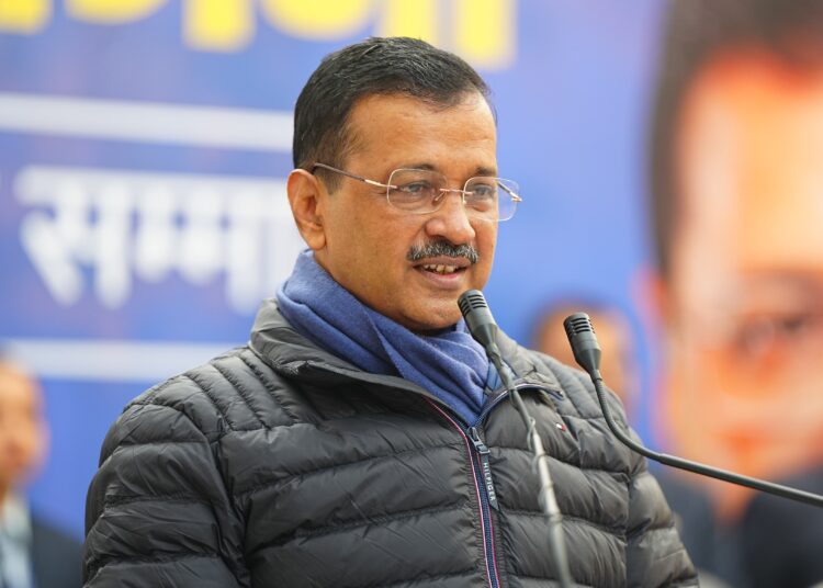 AAP Middle Class Manifesto, Arvind Kejriwal Demands, मिडिल क्लास की मांगें, Delhi Assembly Elections, केंद्र सरकार मांगें, Education Budget, Health Budget, Income Tax Exemption, GST Removal, Senior Citizens Benefits, Railway Concessions, Middle Class Tax Burden, Brain Drain India.