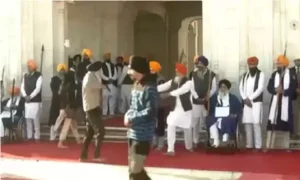 Firing on Sukhbir Singh Badal outside Golden Temple