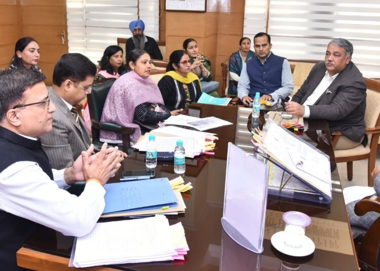 कर्मचारी यूनियनों