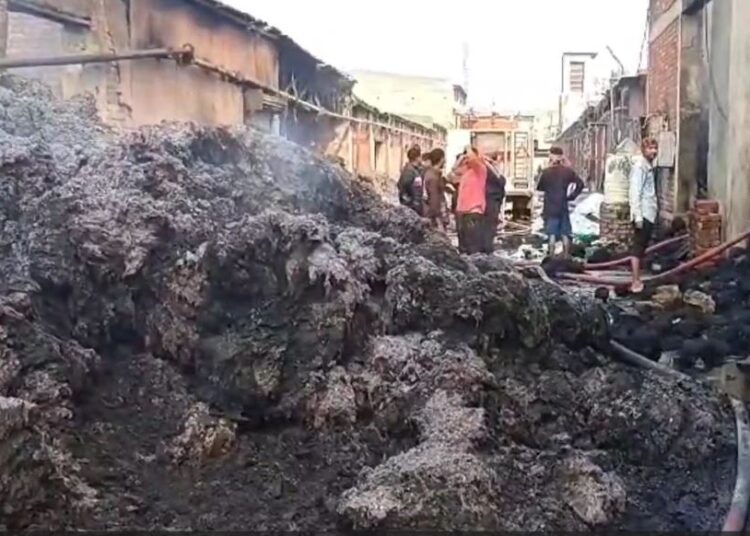 Haryana Yarn Factory Massive fire breaks out 2 workers burnt