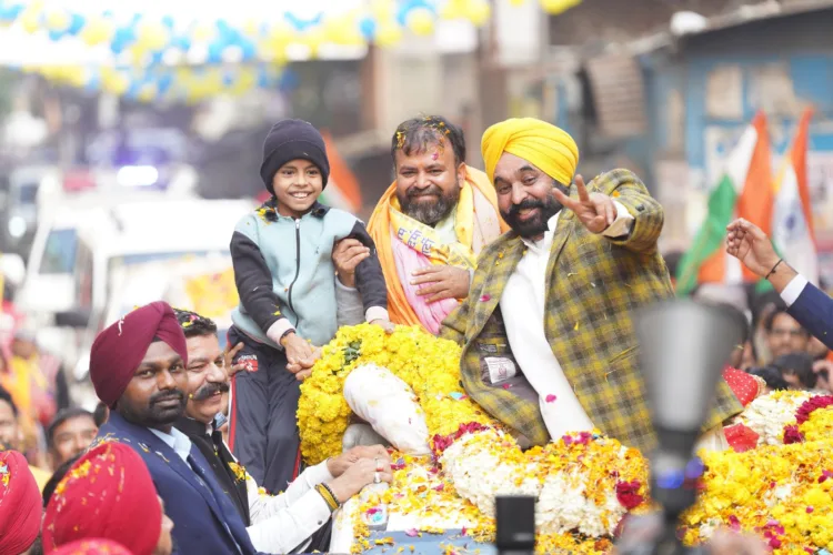 दिल्ली में बोले मान: हम 'लड़ाई' की नहीं, 'पढ़ाई' की बात करते हैं 1 CM Mann