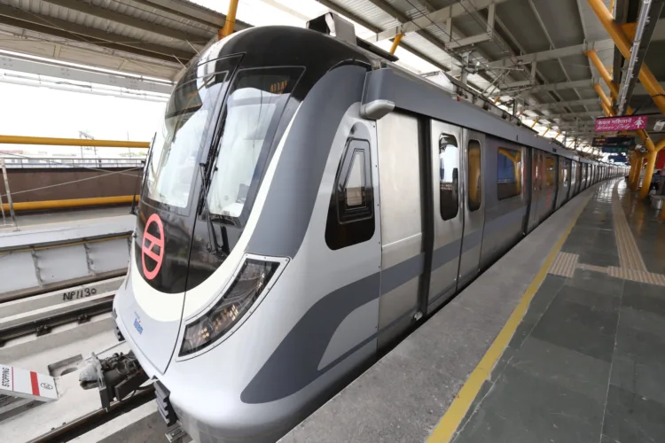 Delhi Metro Timings