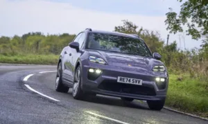 Porsche Macan EV