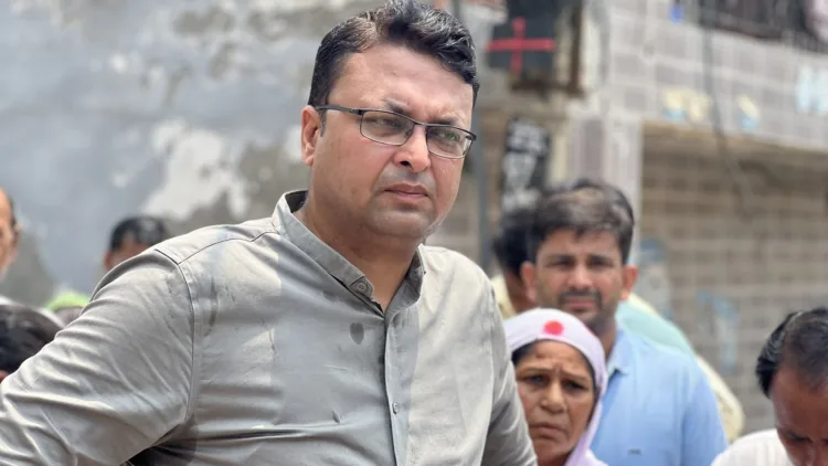 मुझे भी BJP से ऑफर मिला था, लेकिन... AAP MLA Rituraj Jha का बड़ा खुलासा! 1 Rituraj Jha