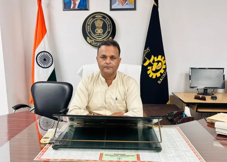 पंजाब सरकार (Punjab Government), पिछड़े वर्ग (Backward Classes), अल्पसंख्यक समुदाय (Minority Communities), स्व-रोजगार योजनाएं (Self-Employment Schemes), कम ब्याज दर ऋण (Low Interest Loans), जागरूकता शिविर (Awareness Camps), एन.बी.सी. योजना (NBC Scheme), एन.एम.डी. योजना (NMDFC Scheme), सामाजिक न्याय (Social Justice), ऋण उपलब्धता (Loan Availability), पिछड़े वर्ग कल्याण (Backward Class Welfare), अमृतसर (Amritsar), होशियारपुर (Hoshiarpur), लुधियाना (Ludhiana), आर्थिक स्वतंत्रता (Economic Independence).