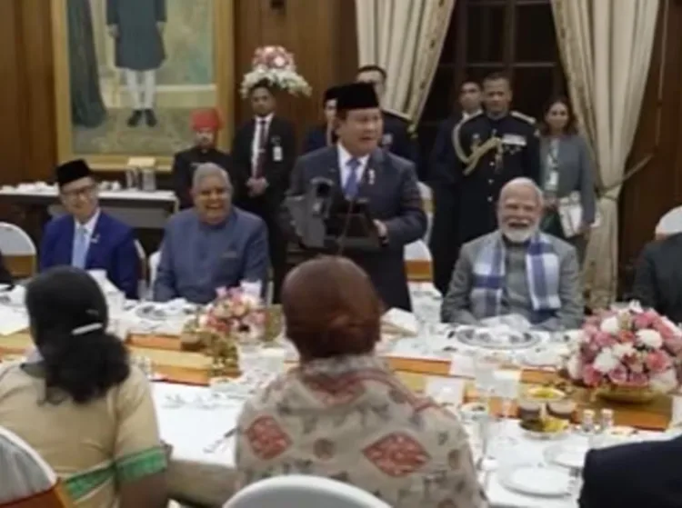 मेरा DNA भी निकला भारतीय, Indonesia के राष्ट्रपति Prabowo Subianto की बात पर हंस पड़े PM Modi, देखें Republic Day Dinner का ये खास किस्सा 1 indonesian president prabowo subianto,prabowo subianto,prabowo subianto india,prabowo subianto in india,president prabowo subianto,prabowo subianto and pm modi,president droupadi murmu prabowo subianto,indonesia nusantara capital,president of indonesia,president subianto,president subianto with pm modi,indonesia,indonesia republic day visit,indonesia missile purchase,indonesia’s $125 billion plan,presidential dinner indian,books and obituaries