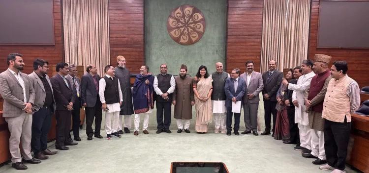 Waqf Amendment Bill 2024: JPC ने 14 Votes से स्वीकार किया विधेयक, विपक्ष ने जताई असहमति 1 Waqf Amendment Bill 2024