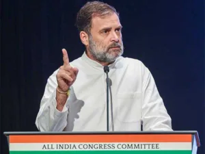 RSS News, Congress Protest, Mohan Bhagwat News, Ram Mandir Controversy, Nagpur News, Youth Congress Updates, Maharashtra Politics, Congress Leaders Removed, Shivani Wadettiwar, Ketan Thakre, RSS Headquarters March, Congress vs RSS, Mohan Bhagwat Statement, Political News India, Youth Congress Protest, High Command Action.