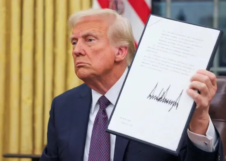 Illegal Immigrants in USA, Donald Trump Immigration Policy, Lekan Relay Act, US National Security, Military Aircraft Deportation, Illegal Immigrants Arrested, Trump Administration News, US Immigration Laws, Public Safety USA, Caroline Leavitt Statement।