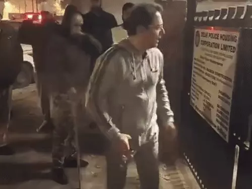 VIDEO: पंजाब के मंत्री को दिल्ली पुलिस ने रोका, कहा – ‘आप यहां के मंत्री नहीं हैं’, रात 2 बजे थाने में गहमागहमी”