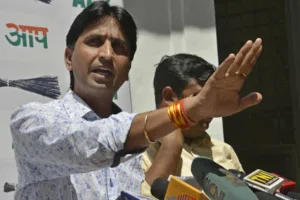 Kumar Vishwas Attacks Arvind Kejriwal