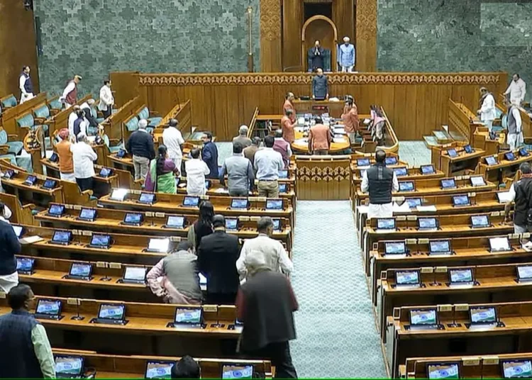 Waqf Bill पर बवाल! राज्यसभा में हंगामा, सरकार पर लगे बड़े आरोप 1 Parliament Budget Session