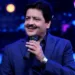 Udit Narayan Viral Video: लाइव शो में महिला फैन को किया किस, सोशल मीडिया पर मचा बवाल! 12 Udit Narayan Viral Video