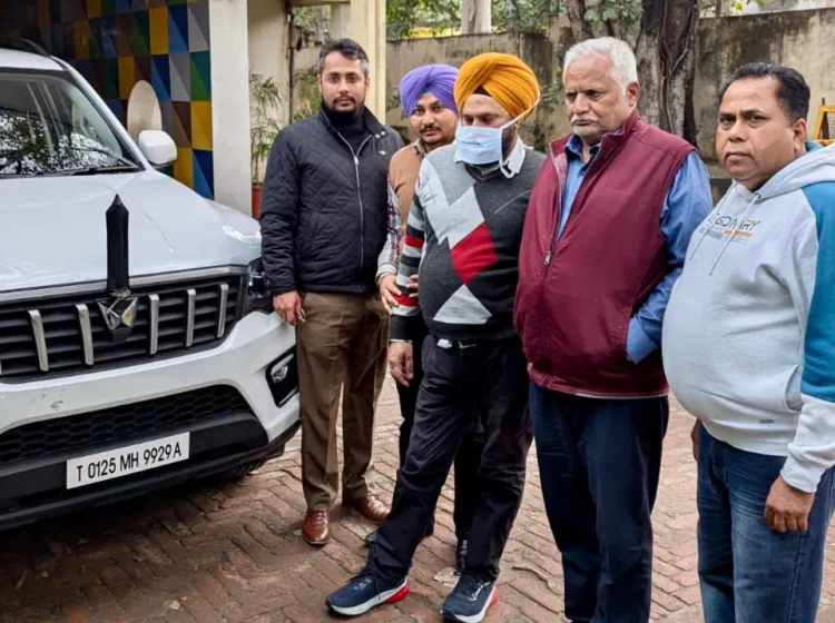 धोखाधड़ी से रजिस्ट्री करवाने के दोष के तहत 9 आरोपियों के खिलाफ मुकदमा दर्ज, वकील गिरफ्तार 1 VIGILANCE BUREAU BOOKS NINE ACCUSED