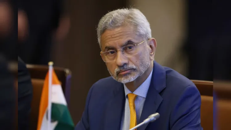 पुतिन के जाते ही जयशंकर ने अमेरिका को धोया! Jaishankar on Trump 1 is democracy in danger s jaishankar replied showing inked finger