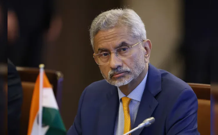 is democracy in danger s jaishankar replied showing inked finger