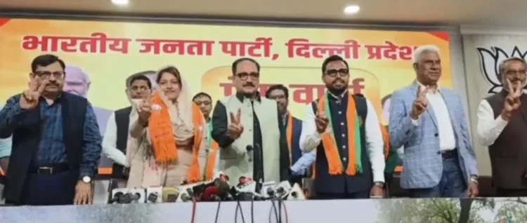 दिल्ली में AAP को बड़ा झटका! 3 पार्षद BJP में शामिल, मेयर पद पर खतरा? 1 mcd aam aadmi party three counsellors join bjp