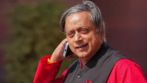 now shashi tharoor tweet will increase congress tension what he says