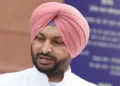 Ravneet Singh Bittu SC Commission ने तलब किया, 4 जून को पेश होना होगा 3 ravneet singh bittu attacks bhagwant mann
