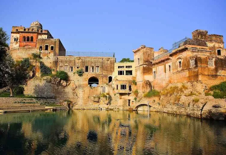 temples and Gurudwara