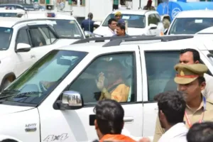 Bull came in front of CM Yogi