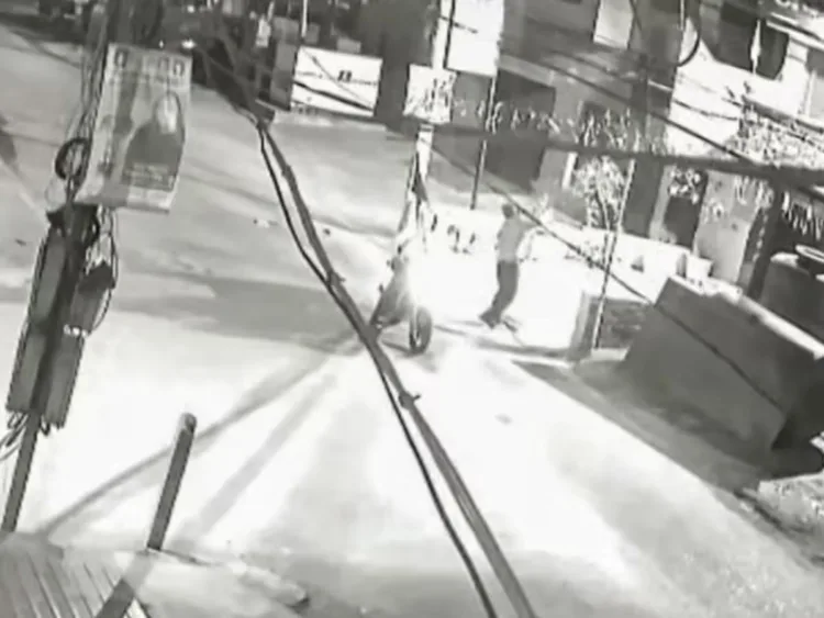 Encounter of the person who threw bomb