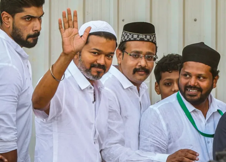 Muslim organization angry with actor Vijay Iftar
