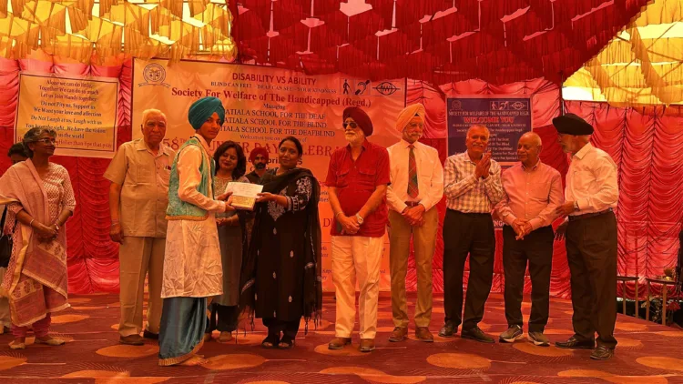 डॉ. बलजीत कौर का भावुक संदेश – बोलने, सुनने और देखने में असमर्थ बच्चे अब 'दिव्यांग' नहीं, अपनी प्रतिभा से बदल रहे समाज की सोच 1 Baljit Kaur