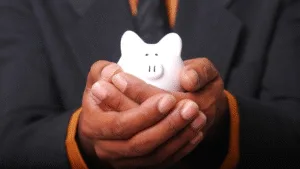 Banks cut interest rates on savings accounts sbi hdfc icici check detail