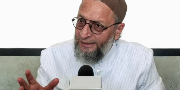 Pahalgam Terror Attack Owaisi Asked So Many Tourists