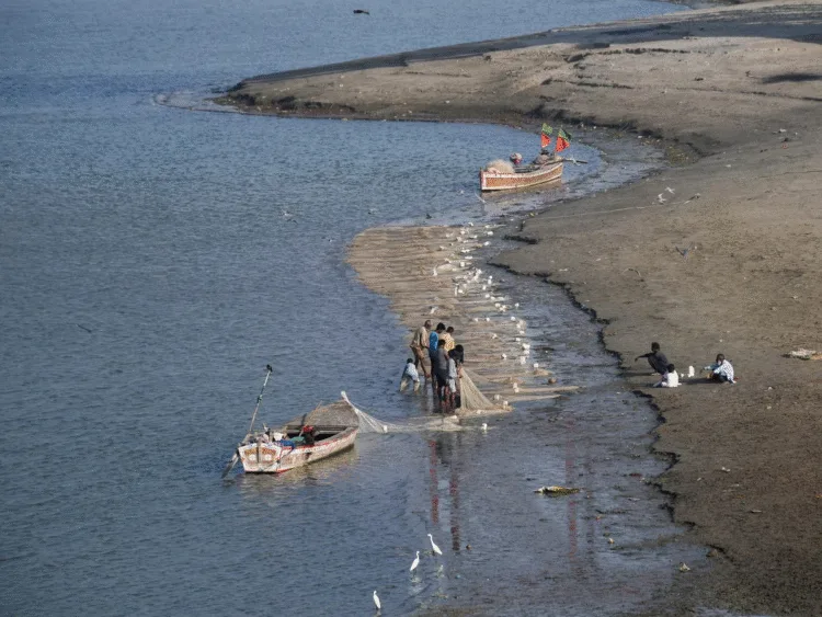 agitation in Pakistan for every drop of Indus river if water stops