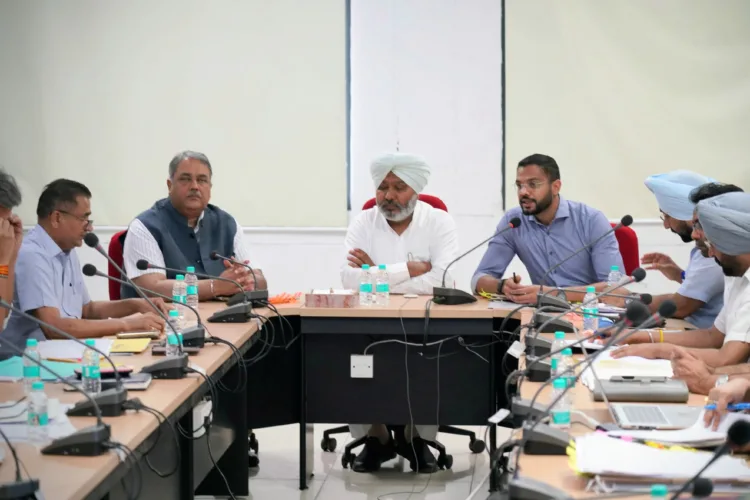 'आप' सरकार का अवैध शराब पर 'ज़ीरो टॉलरेंस': हरपाल चीमा 1 'आप' सरकार