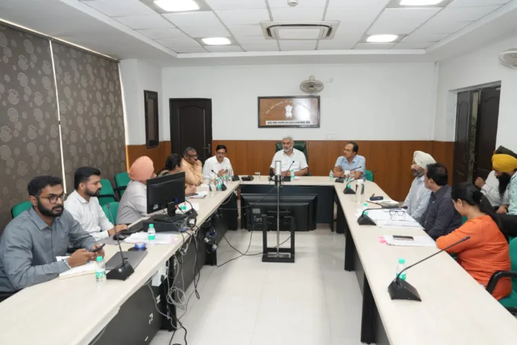 मंडियों में मज़दूरों के लिए बढ़ी हुई मज़दूरी के तौर पर 373.81 करोड़ रुपए जारी करने की मंजूरी 1 Lal Chand