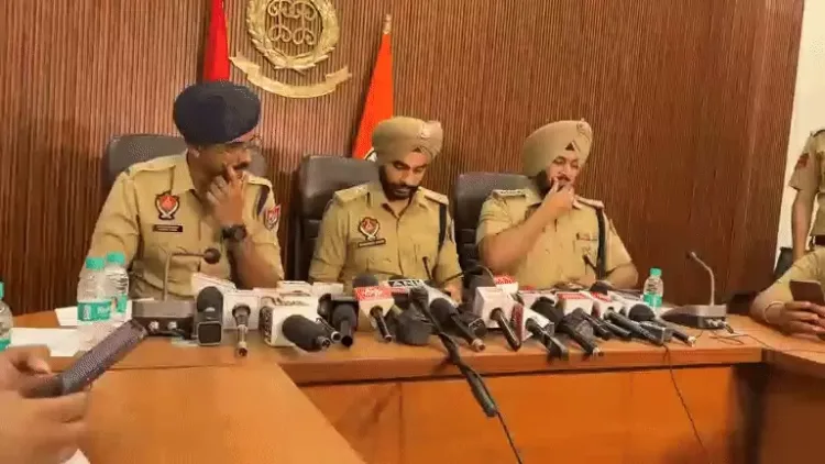 Pak Spy Network Exposed: पंजाब में ISI के लिए जासूसी करते पकड़े गए दो गद्दार! 1 Punjab police