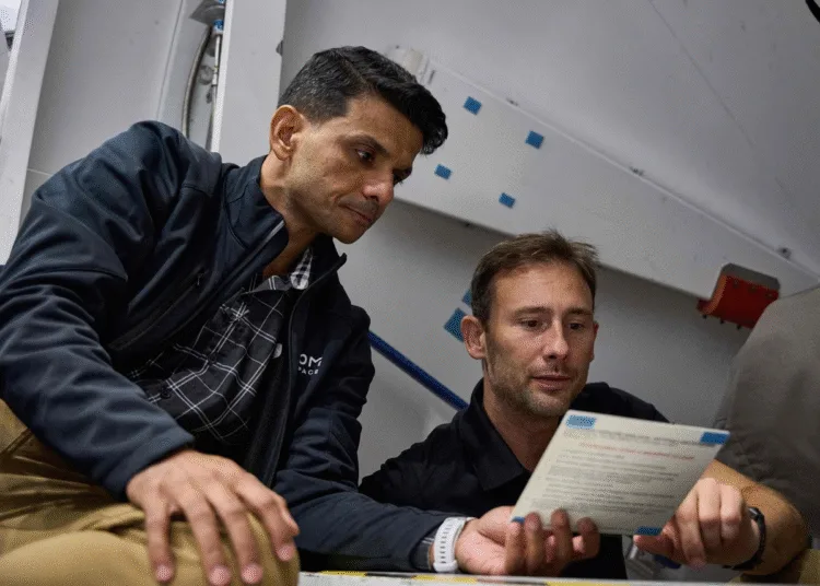 ISRO gave good news Shubhanshu Shukla will go on a space journey new date has been announced