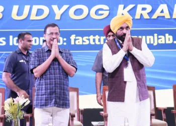 Mann and Kejriwal