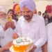 Sidhu Moosewala का Birthday बना इमोशनल पल, गांव में मना जश्न, BBC पर बरसे पिता 12 Mansa Sidhu Moosewala Birthday Celebration Family
