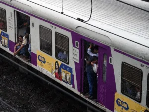 Mumbai local train accident 5 died after falling Maharashtra