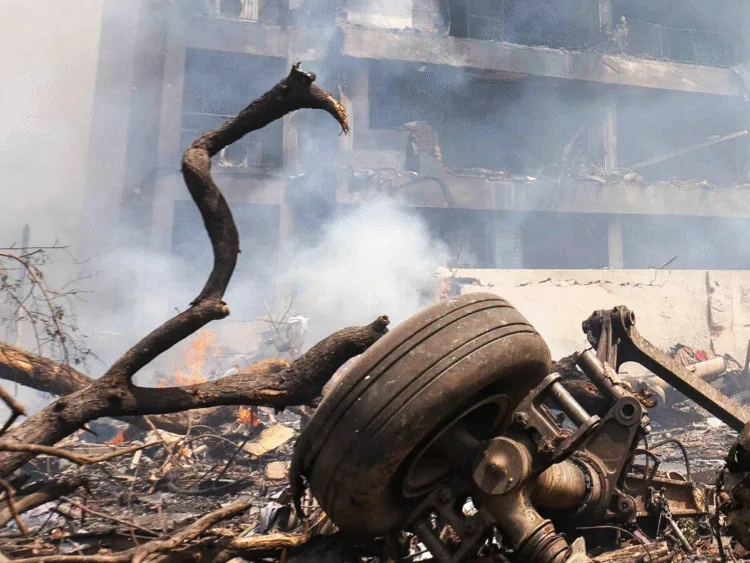Ahmedabad plane crash more than 200 people died many injured