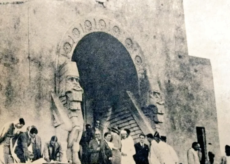 followers of this religion fled from Iran and came to India are counted among the rich