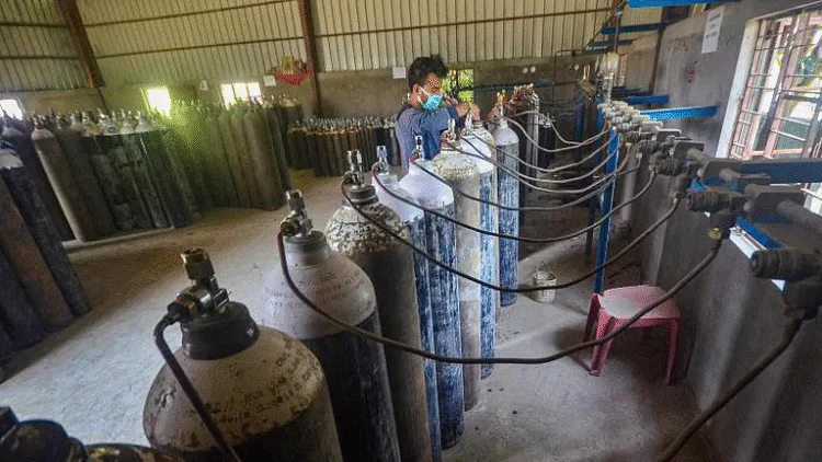 Jalandhar Oxygen Plant में मौतें! Fourth Class Staff चला रहा था सिस्टम, केजरीवाल पर सवाल 1 Jalandhar Oxygen Plant