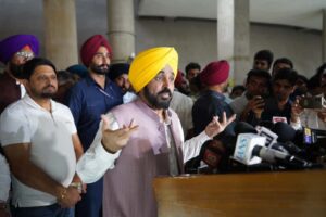 Cm b mann