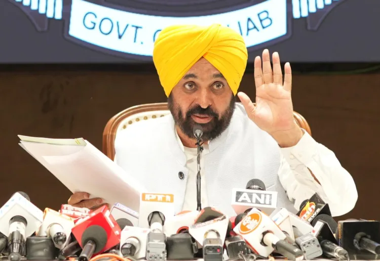 मुख्यमंत्री द्वारा गांवों के विकास कार्यों की निगरानी हेतु निगरानी कमेटियों के गठन की घोषणा 1 CM B Mann