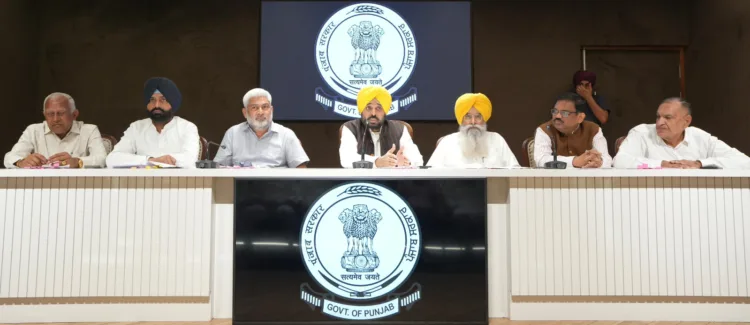 मुख्यमंत्री की ओर से आढ़तियों की मांगों को भारत सरकार के समक्ष जोरदार ढंग से उठाने का भरोसा 1 CM Meeting