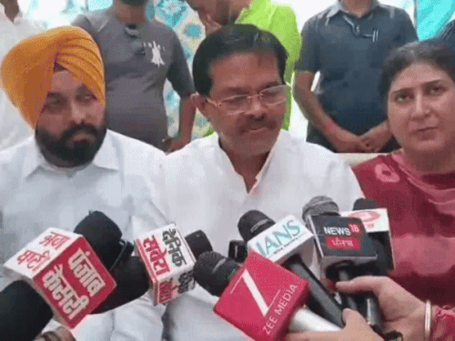 Punjab Relief Package: 1600 करोड़ सीधे किसानों के खाते में, State Govt को नहीं मिलेगा फंड 1 Punjab Government Central relief package farmers direct transfer bl verma statement
