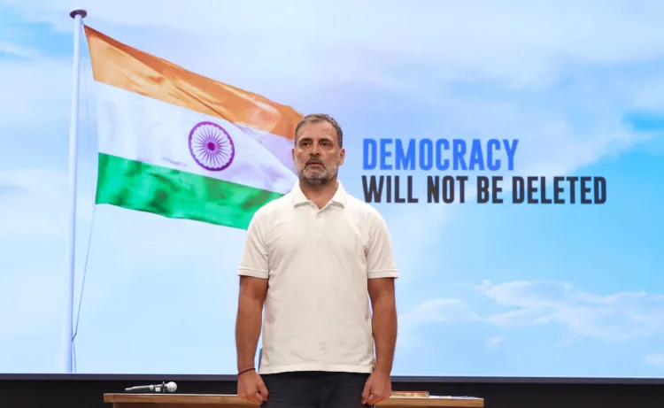 राहुल गांधी ने Gen Z पर जताया भरोसा, बोले- 'युवा बचाएंगे संविधान, मैं उनके साथ खड़ा हूं' 1 Rahul Gandhi