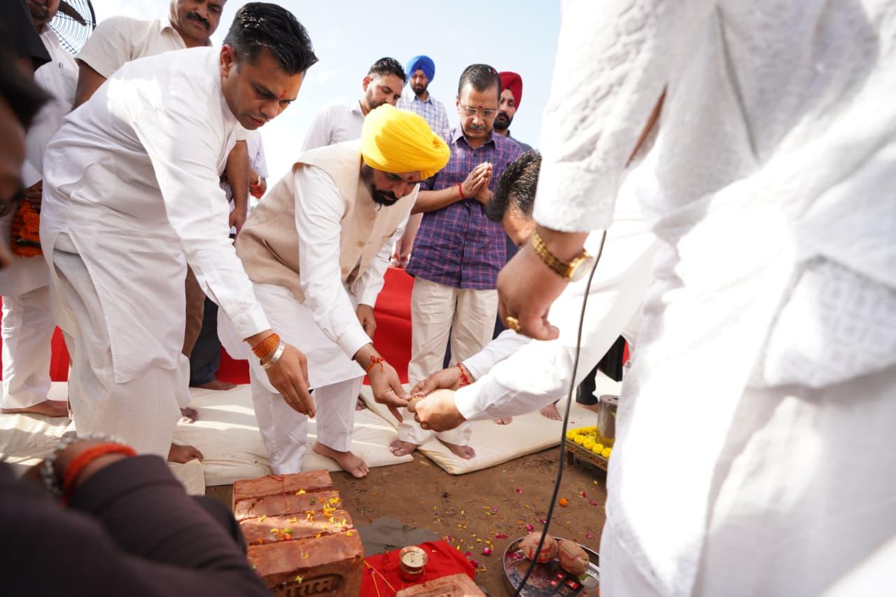 श्री काली माता मंदिर, पटियाला में 75 करोड़ रुपए के विकास कार्यों का शुभारंभ 5 5 5