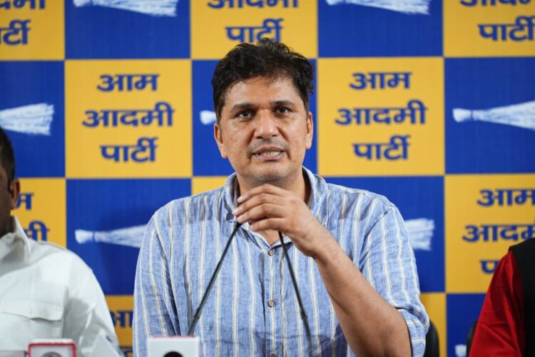 भाजपा सरकार दिल्ली देहात के किसानों को बाजार मूल्य के बराबर जमीन का मुआवजा दे - सौरभ भारद्वाज 1 Aap pc